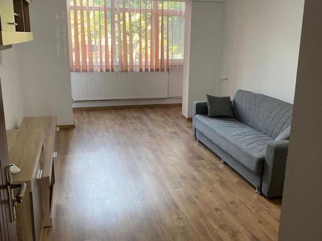 Inchiriere 2 camere, zona Tomis 3