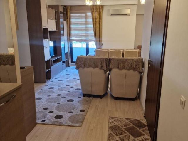 Inchiriere 3 camere, KM 5, bloc nou