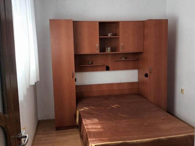 Închiriere 3 camere parter/1 Catargiu