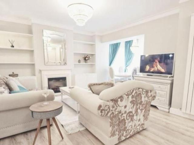 Inchirieri Apartamente 3 camere Bucuresti