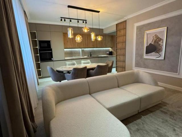Inchirieri Apartamente 3 camere Bucuresti