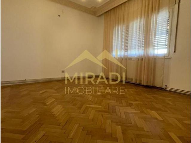 Inchirieri Apartamente 3 Camere Domenii