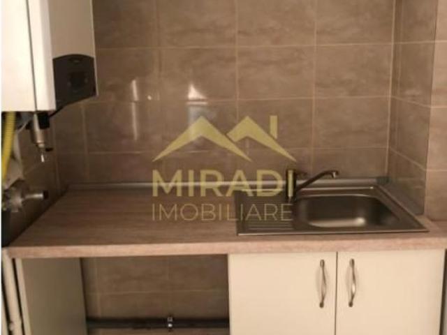 Inchirieri Apartamente 3 camere ULTRACENTRAL ROMANA