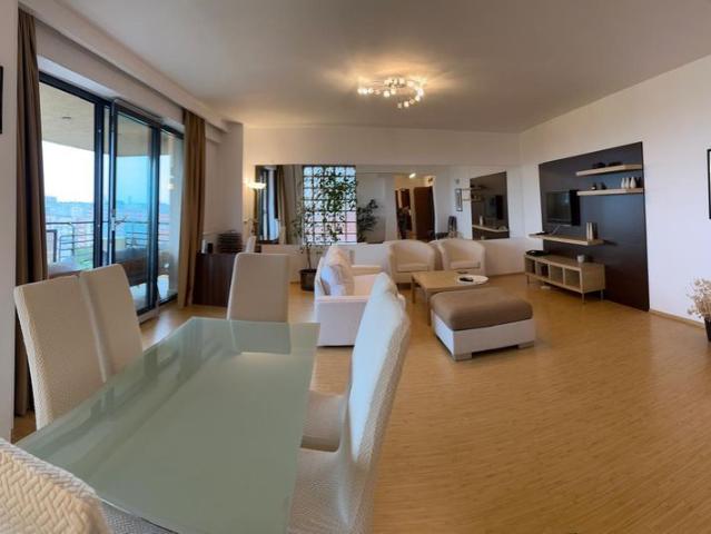 Inchirieri Apartamente 4 camere Bucuresti