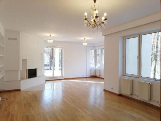 Inchirieri Apartamente 5+ camere Bucuresti