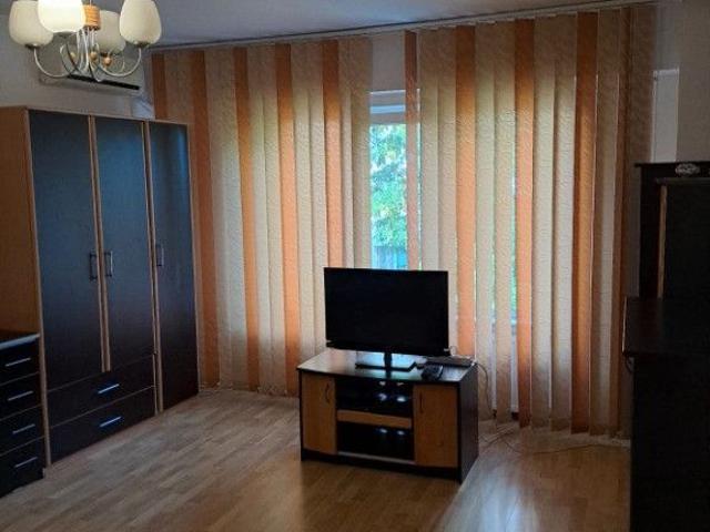 INCHIRIERI Garsoniera MODERNA 13 Septembrie/Drumul Sarii