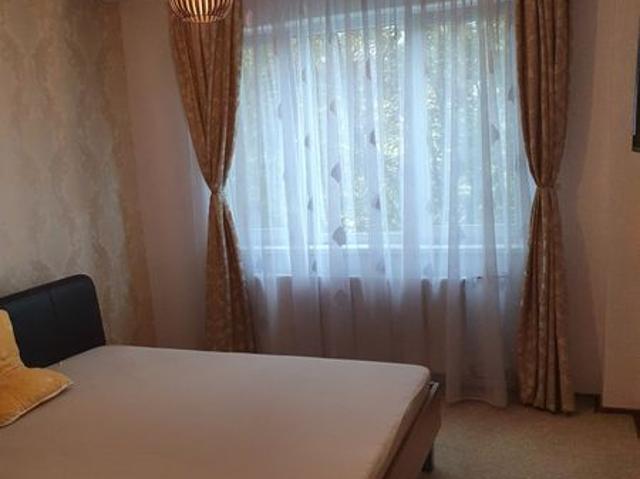 Inchirieriez ap 2 camere