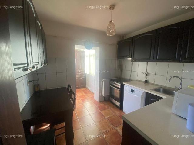 Inchirieriez apartament 2 camere mobilat complet