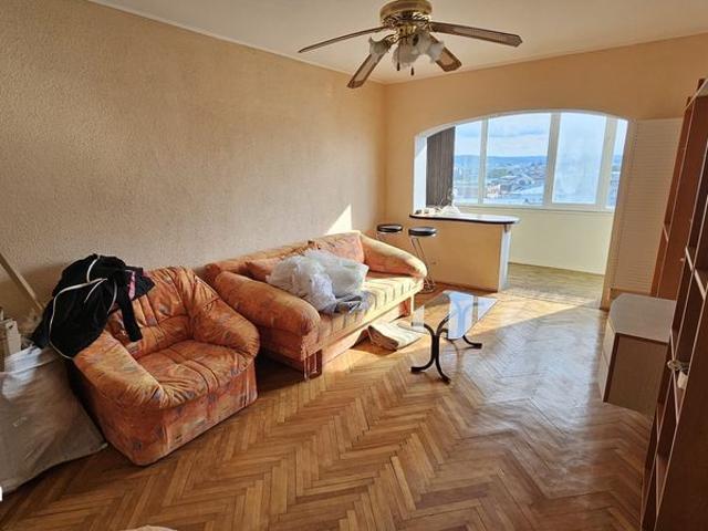 Inchirieriz apartament cu 2 camere in zona ultra centrala