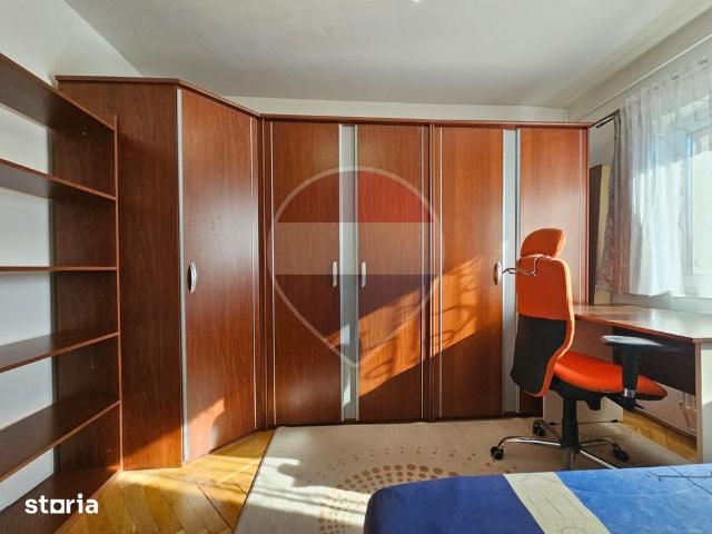 Inchiriez 3 camere, deco, 2 bai, parcare, Gheorgheni, zona Cipariu
