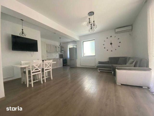 Inchiriez 3 camere parter cu curte mobilat 2020 centrala Unirii