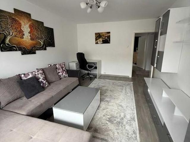 Inchiriez 2 camere decomandat Burdujeni