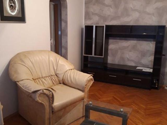 Inchiriez 2camere Micro 16 etj 2 CT mobilat utilat