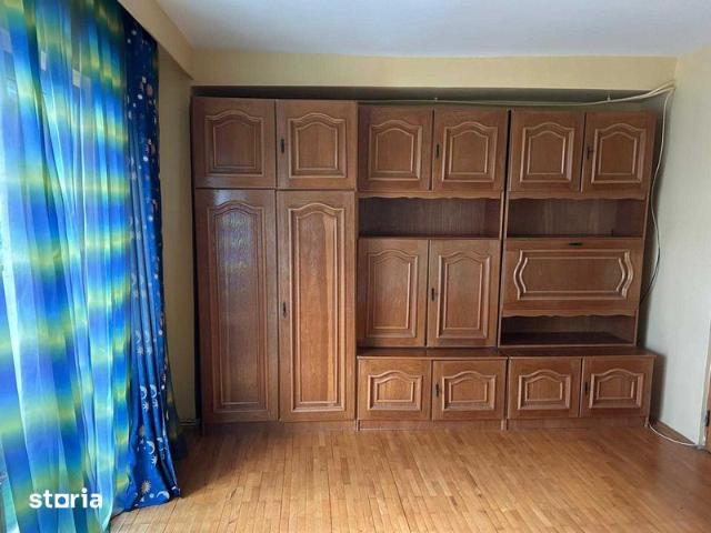 Inchiriez 2camere ptr 2baieti cart Marasti/Cluj Napoca