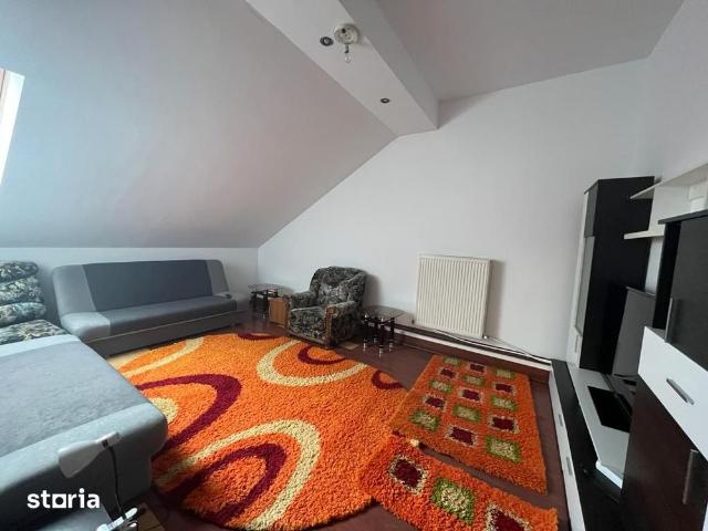 Inchiriez casa 8 camere zona Intim ID: RH 42218 property