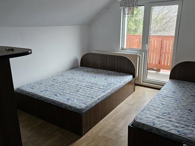 Inchiriez casa zona Tocile/Cisnadie 8 km de centrul sibiului, 6 camere