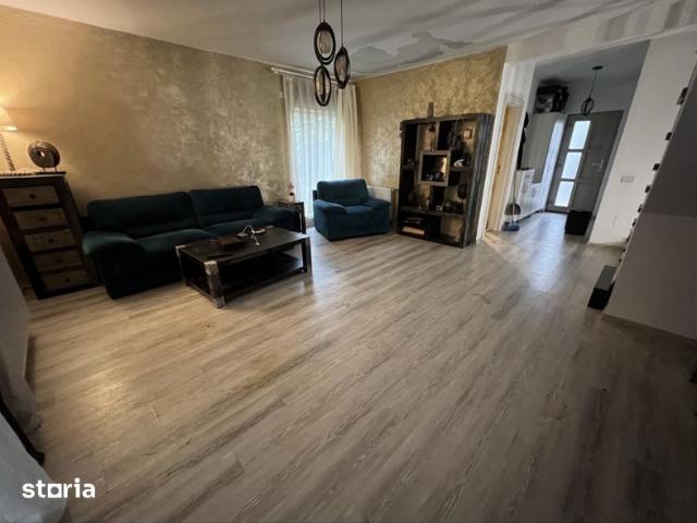 Inchiriez casa comuna berceni