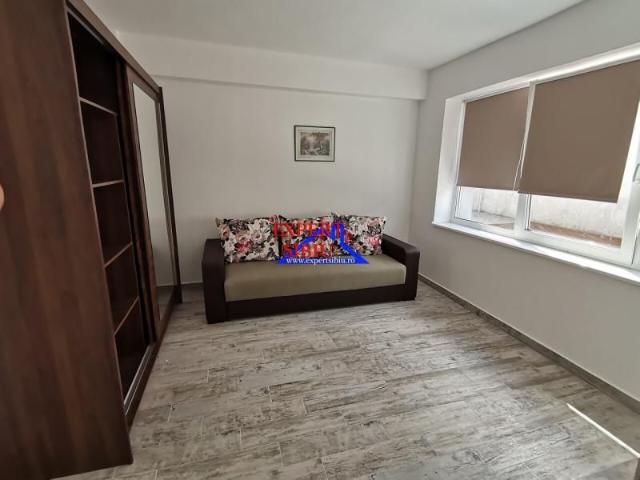 INCHIRIEZ ap.3 camere la casa,recent renovat,zona Turnisor