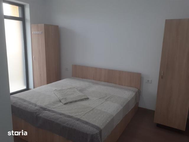 Inchiriez ap 2 cam in regim hotelier