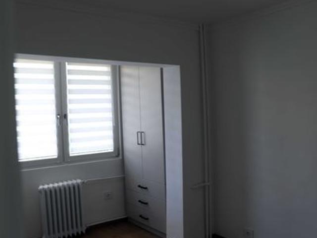 Inchiriez ap 2 cam parter Iosia N, renovat recent
