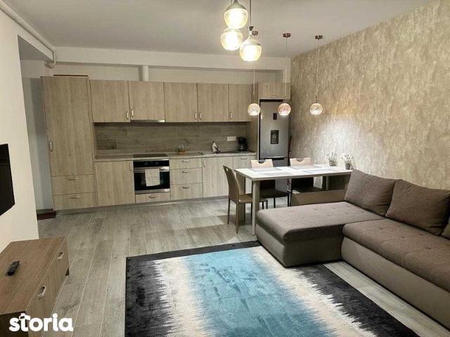 Inchiriez ap. 2 camere central cu loc parcare