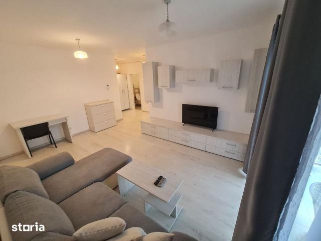Inchiriez ap. 2 camere Dec. ADORA PARK bloc Nou,Lux, Parcare, Smart Tv