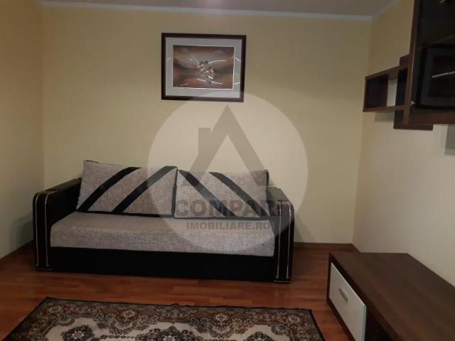 Închiriez ap.2 camere Precista