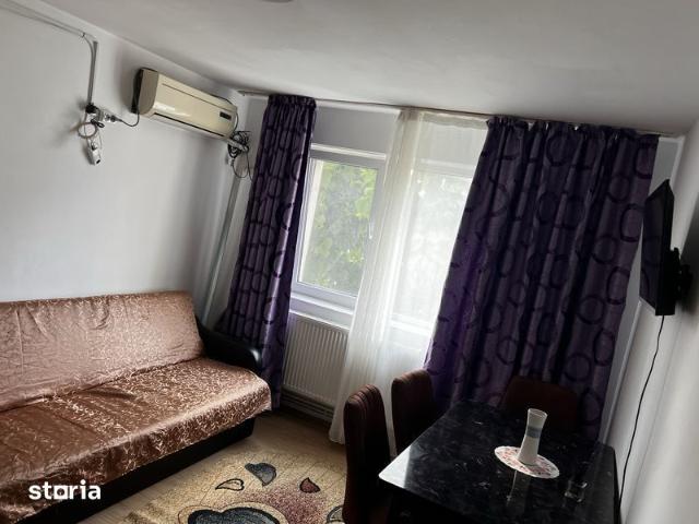 Inchiriez ap 2 camere zona ANAF Catedrala
