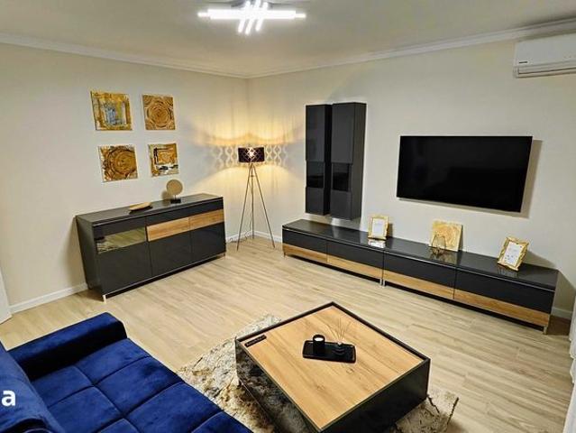 Inchiriez ap nou 2 camere Ultracentral Zona Romanilor