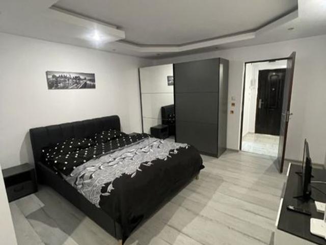 Închiriez.Apartamnet Regim Hotelier 150 Ron