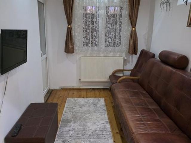 Inchiriez apartament 4 camere Vitrometan