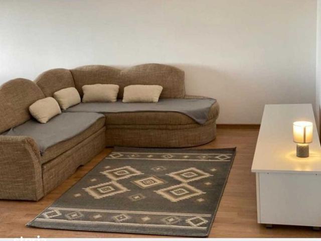 Inchiriez apartament