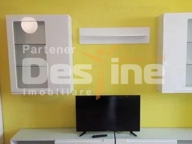 Inchiriez apartament