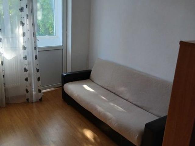 Inchiriez apartament