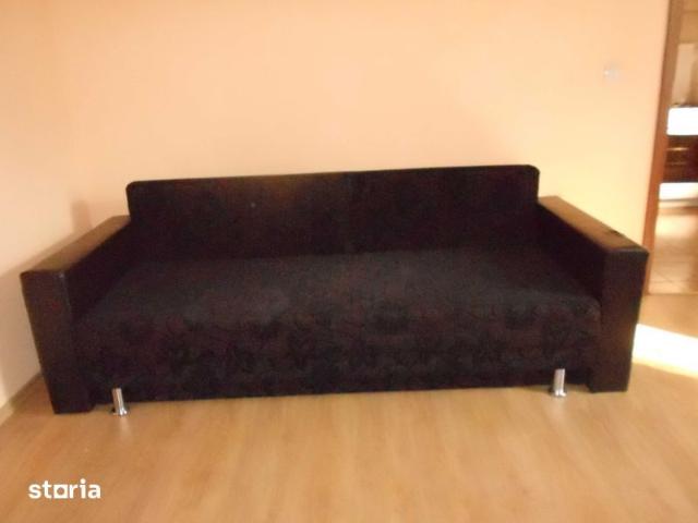 Inchiriez apartament