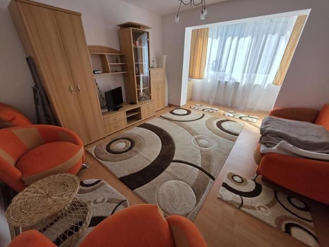 Inchiriez apartament 1 camera