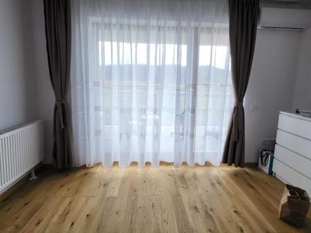 Închiriez apartament 1 camera