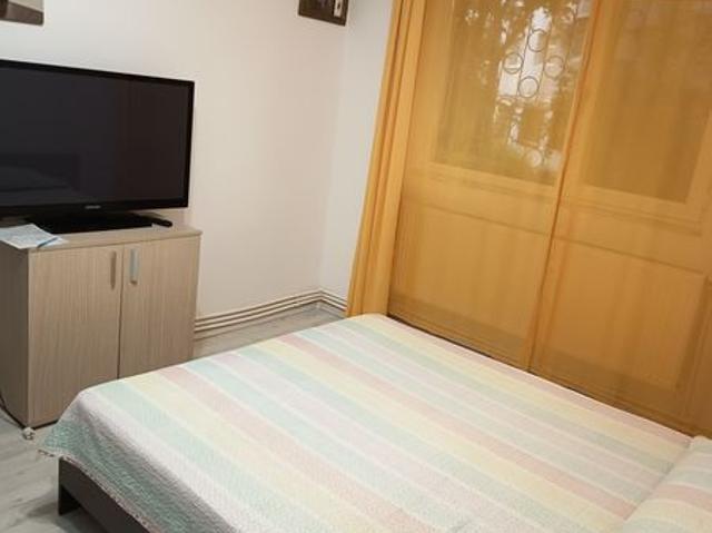Închiriez apartament 1 camera
