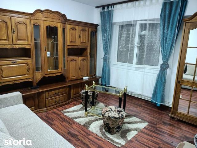 Inchiriez apartament 1 camera, mazepa 1, langa sc. nr 28