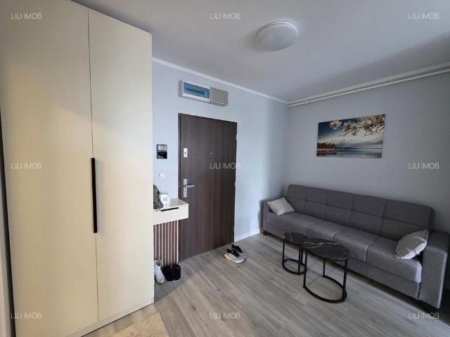 Inchiriez apartament 1 camera modern bloc nou