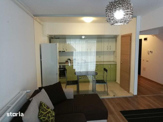Inchiriez apartament 1 camera+parking pe termen scurt sau mediu