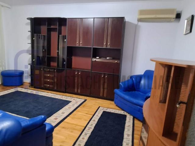 inchiriez apartament