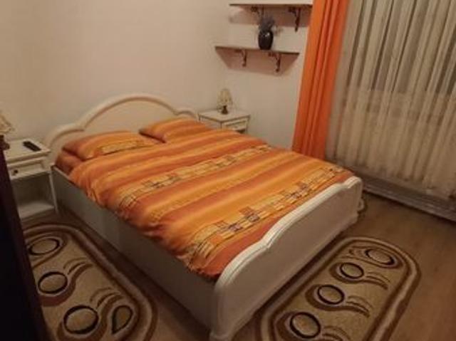 Inchiriez apartament 2 cam decomandat Rahovei