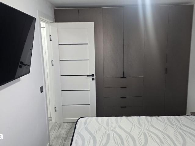 Inchiriez apartament 2 cam. Deva, Zamfirescu, et. 3, PRIMA INCHIRIERE