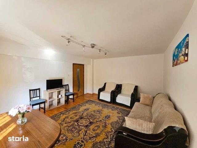 Inchiriez Apartament 2 cam Spatios si Bine Intretinut