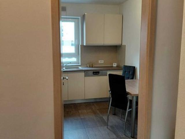Inchiriez apartament 2 camera Coresi