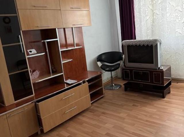 Inchiriez apartament 2 camere