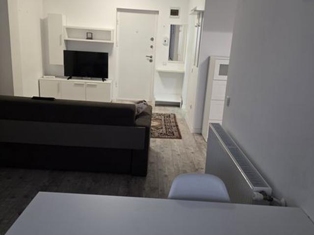 Inchiriez apartament 2 camere