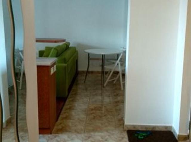 Inchiriez apartament 2 camere