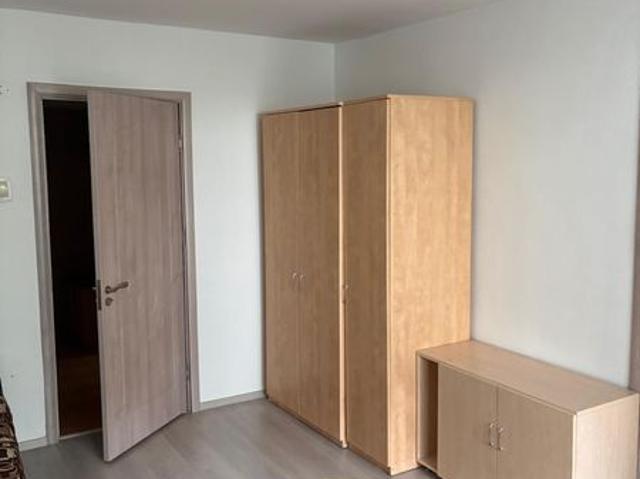 Inchiriez apartament 2 camere
